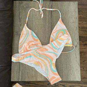 Trendy bikini